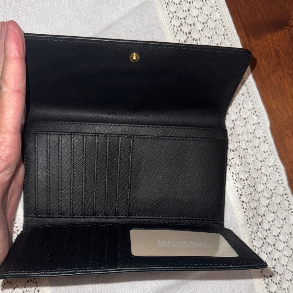 Michael Kors Black Wallet - Picture 4 of 7